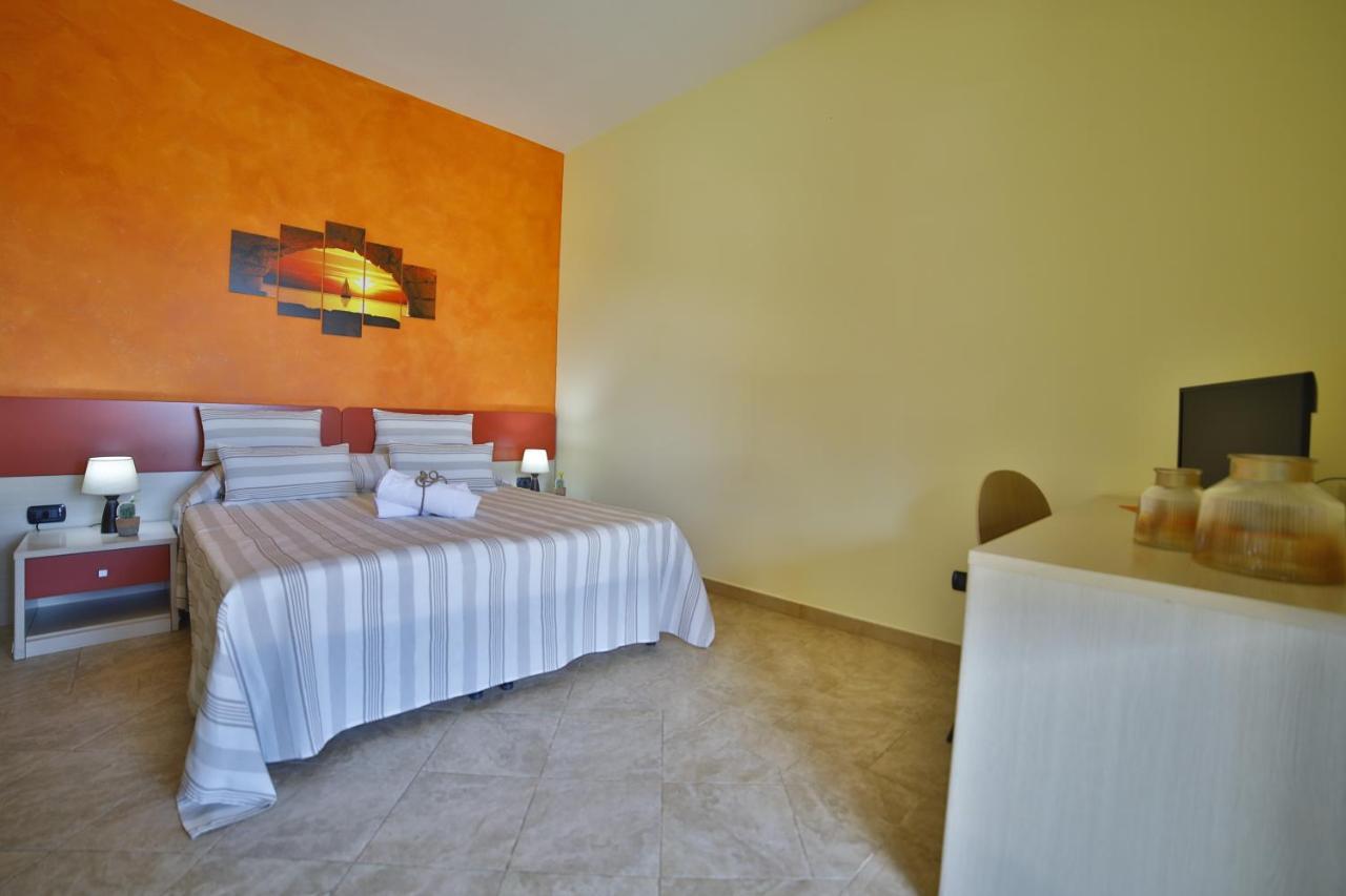 B&B La Casa Di Attilio Porto Cesareo Exterior photo